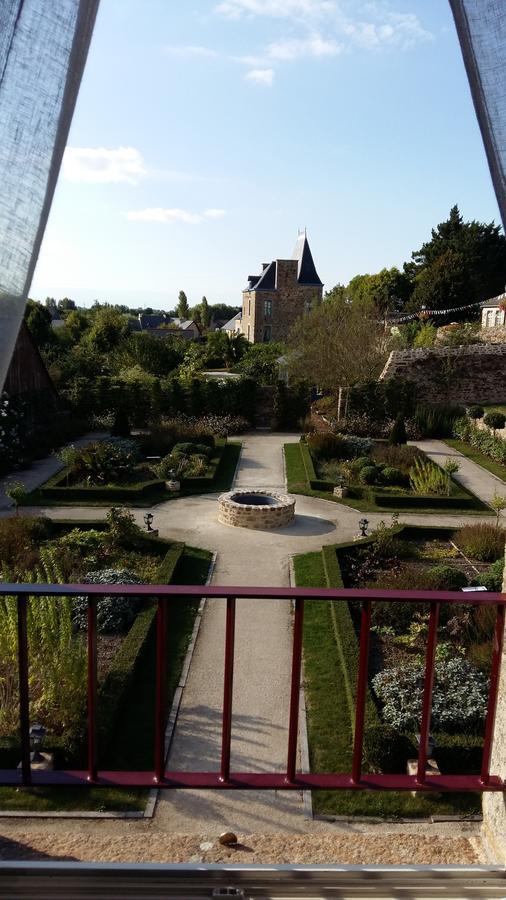 Jardin Des Simples Mont-Dol Exterior foto