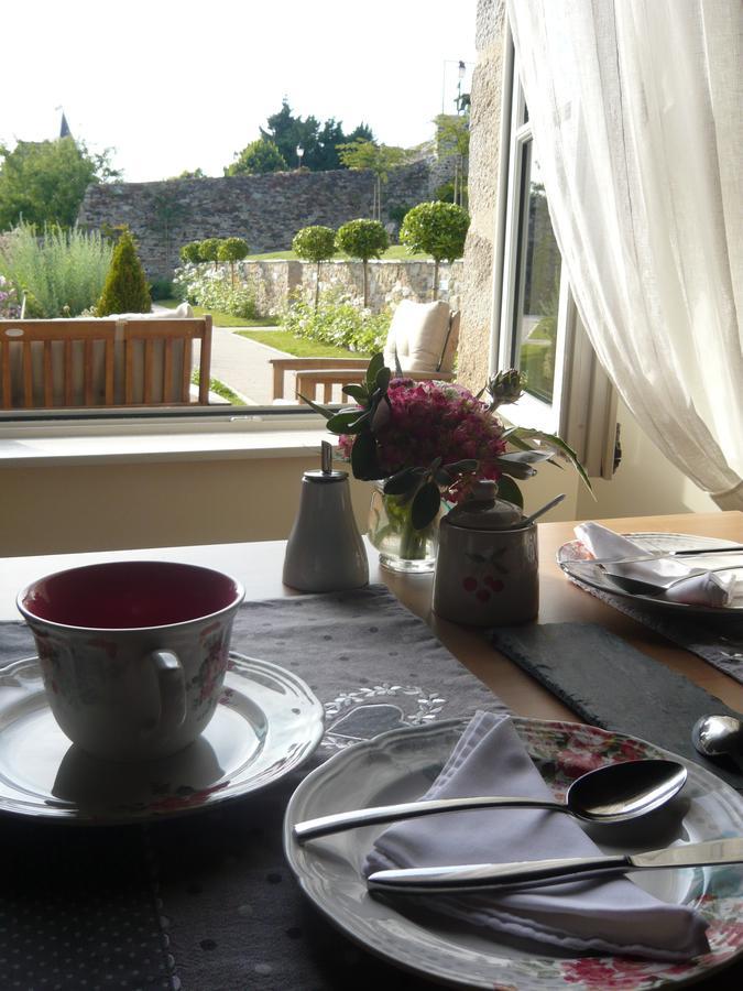 Jardin Des Simples Mont-Dol Exterior foto